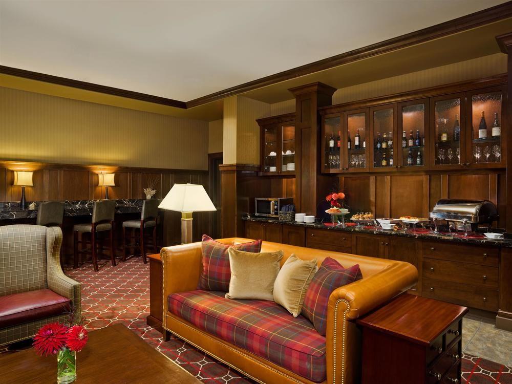 Sheraton St Paul Woodbury Hotel Экстерьер фото