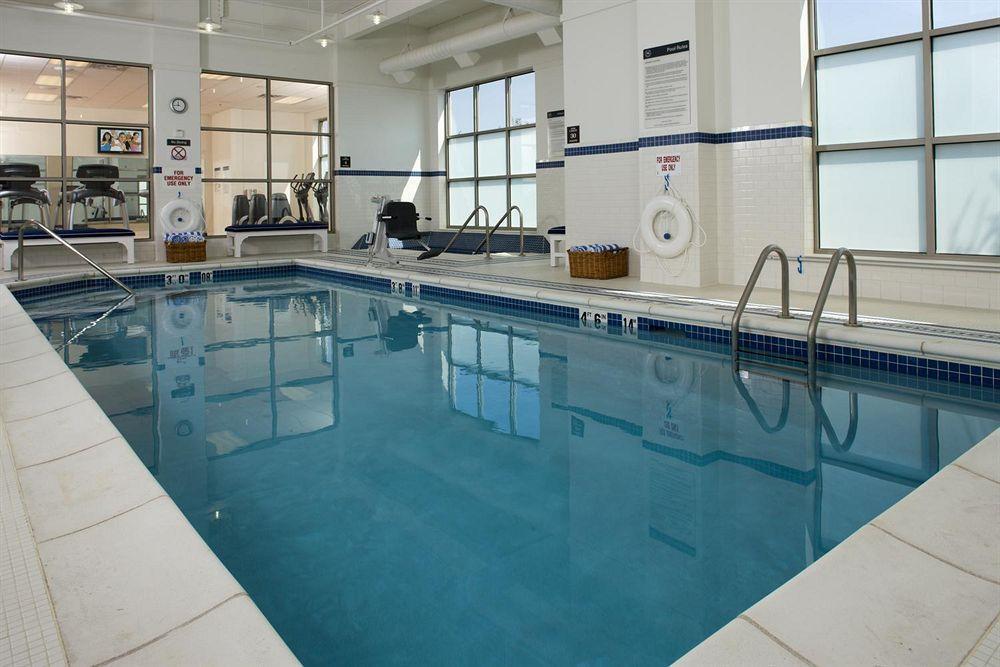 Sheraton St Paul Woodbury Hotel Удобства фото
