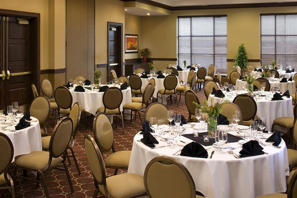 Sheraton St Paul Woodbury Hotel Экстерьер фото